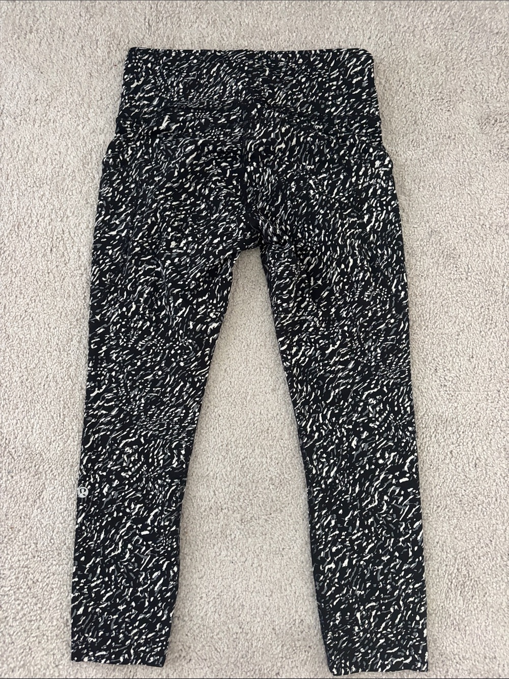 Lululemon Fast and Free High Rise - Picture 2 of 4